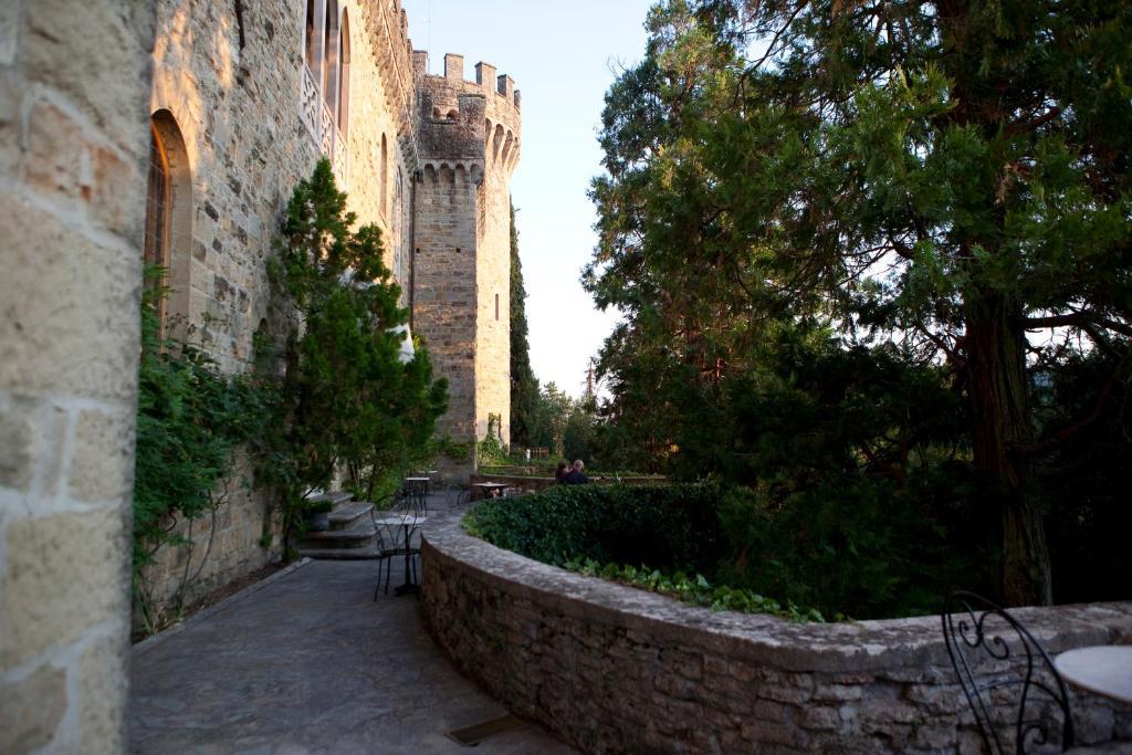 Castello Dell'Oscano Перуджа Экстерьер фото
